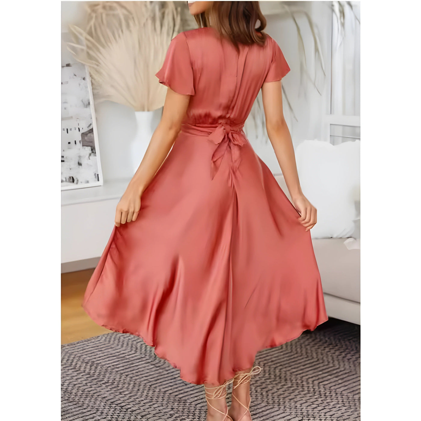 Elina™ | Midi-jurk met knoopdetail