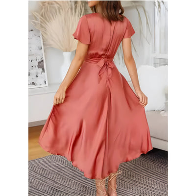 Elina™ | Midi-jurk met knoopdetail