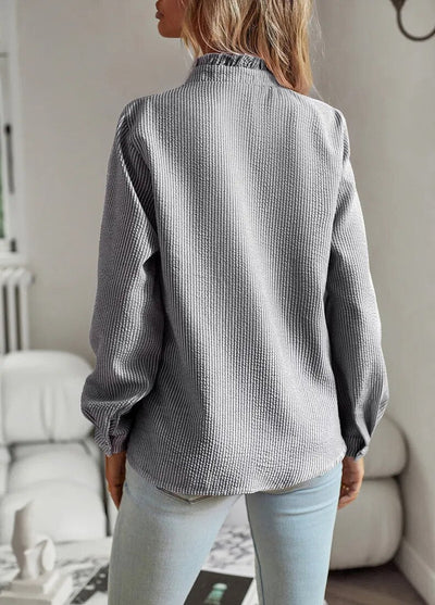 Saga™ | Elegant blouse for any occasion
