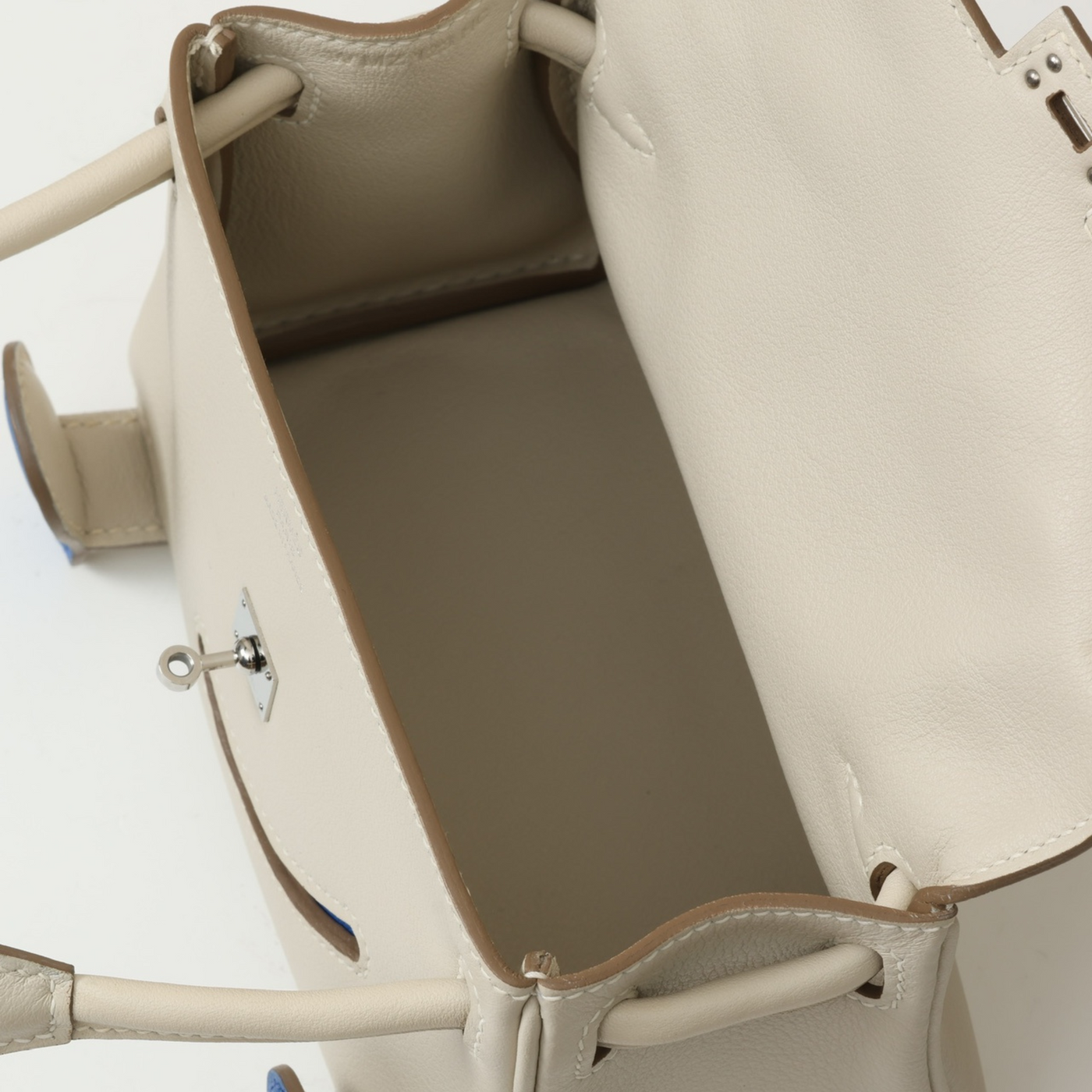 Kendall Dolly Blanc - Édition Limitée