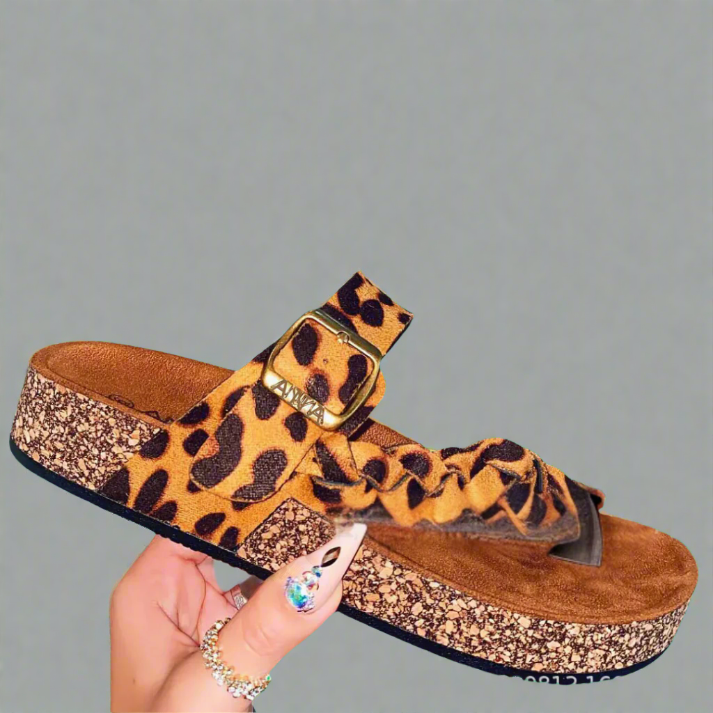 Josepha | Comfortabele leren slippers van hoogwaardige materialen voor de zomer