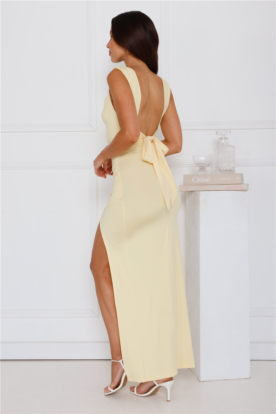 Claire™ | Figure-Enhancing Split Dress with Ruffles