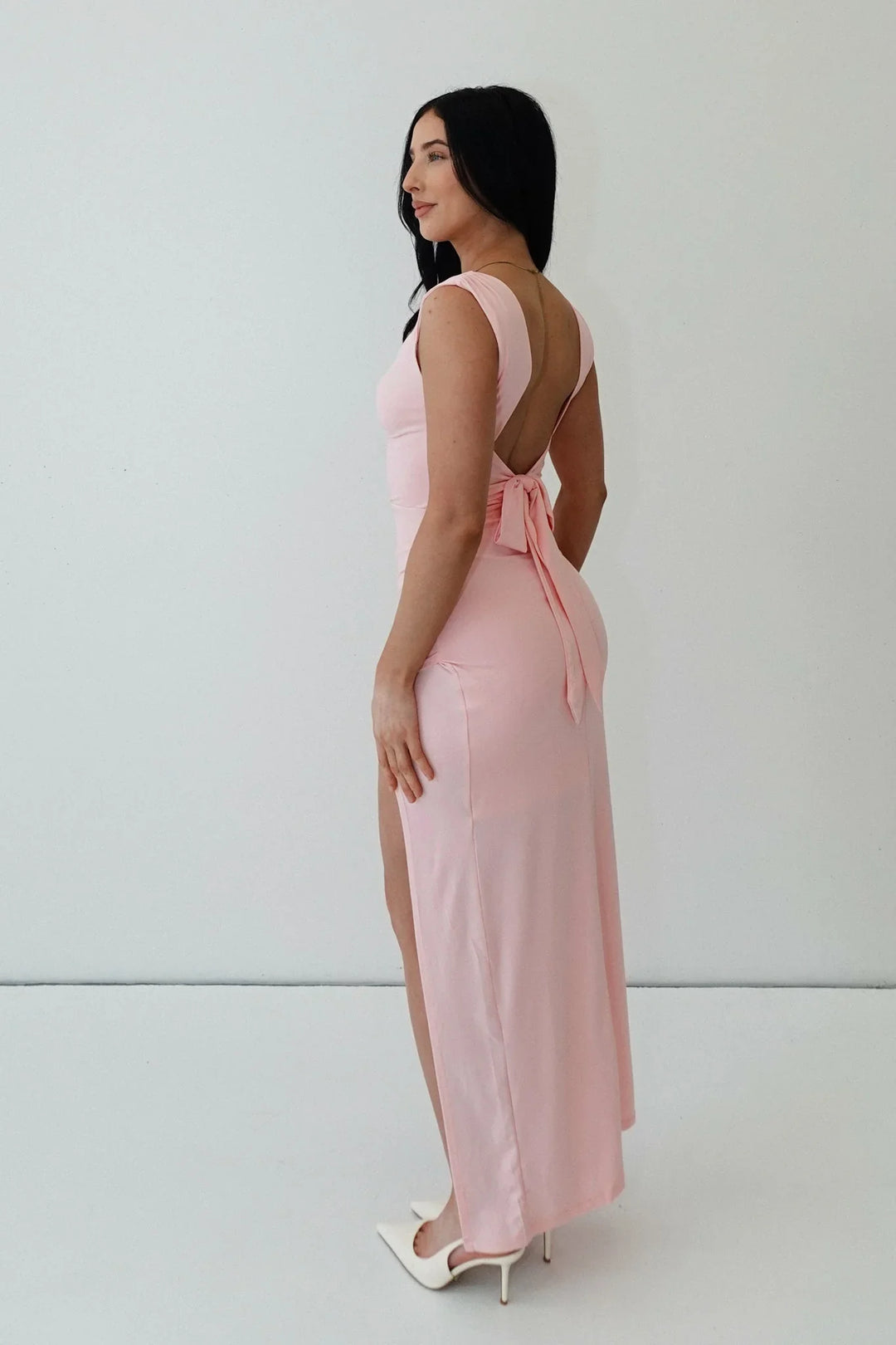 Claire™ | Figure-Enhancing Split Dress with Ruffles