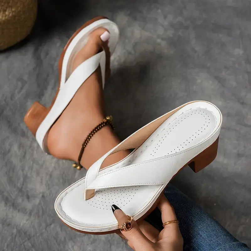 ASCEND™ Orthopaedic Heeled Slipper