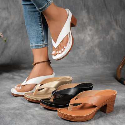 ASCEND™ Orthopaedic Heeled Slipper