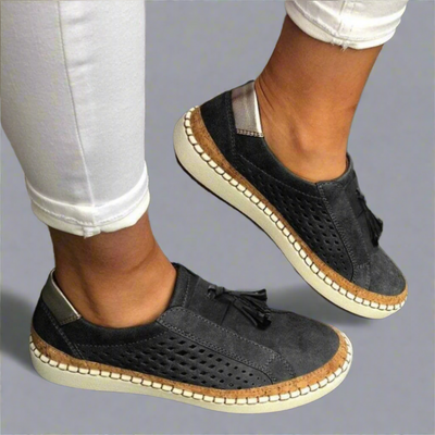 CWS Xaveria | Breathable and Non-Slip Orthopaedic Shoes