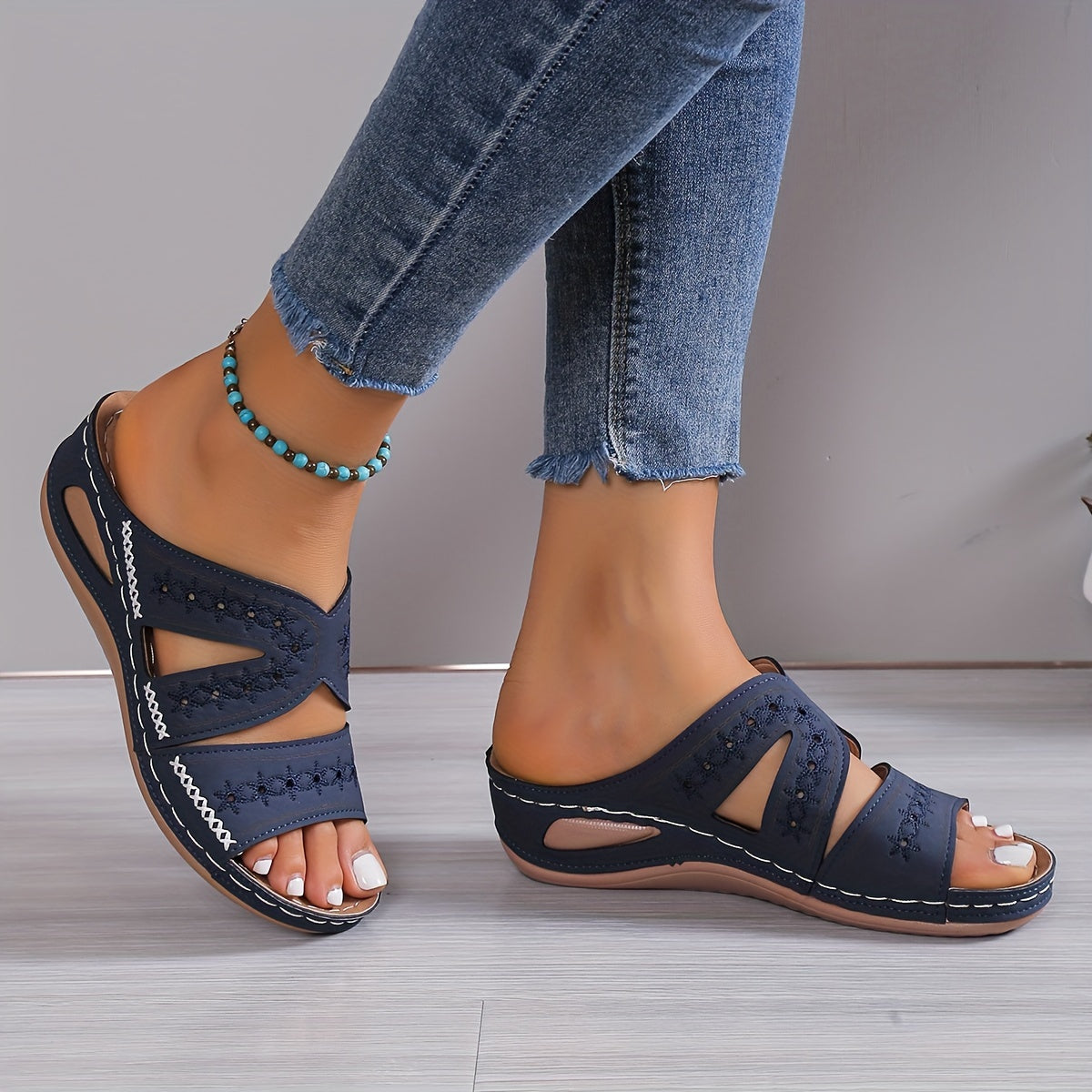Elanora™ - Orthopaedic Sandals