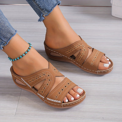 Elanora™ - Orthopaedic Sandals
