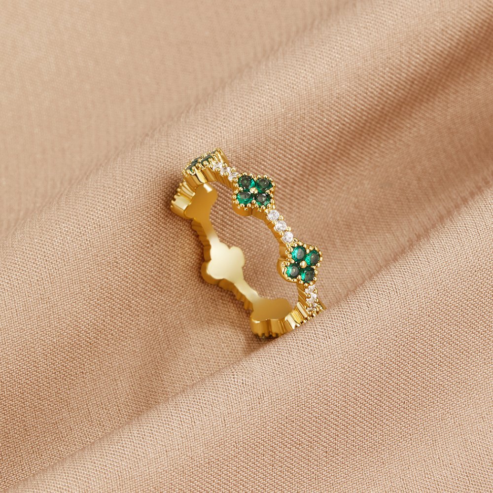 Luck - Four Leaf Clover Crystal Ring